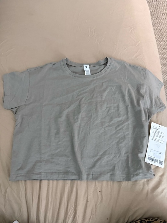 lululemon athletica Tops - Lululemon cates tee nwt size 2